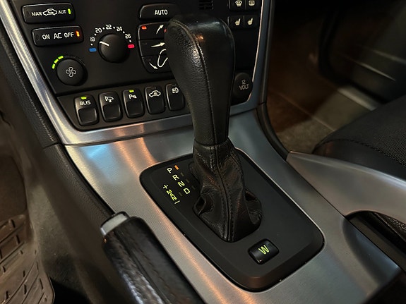 Volvo XC70 20 of 29