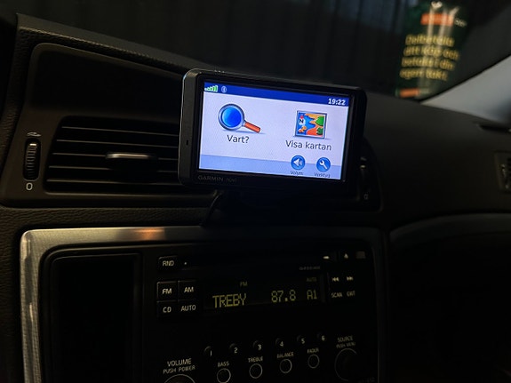 Volvo XC70 23 of 29