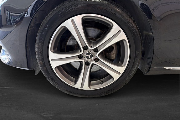 Mercedes-Benz E220 d 6 of 12