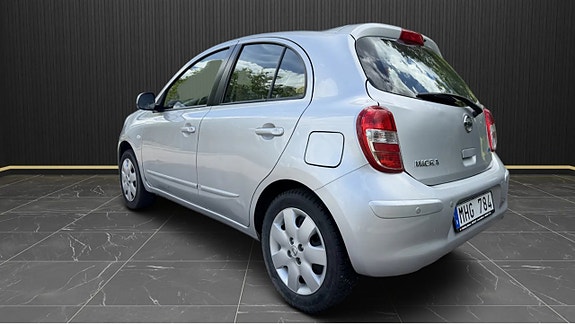 Nissan Micra 3 of 5