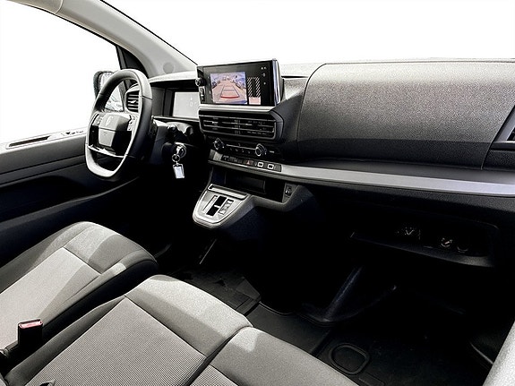 Peugeot e-Expert 13 of 14