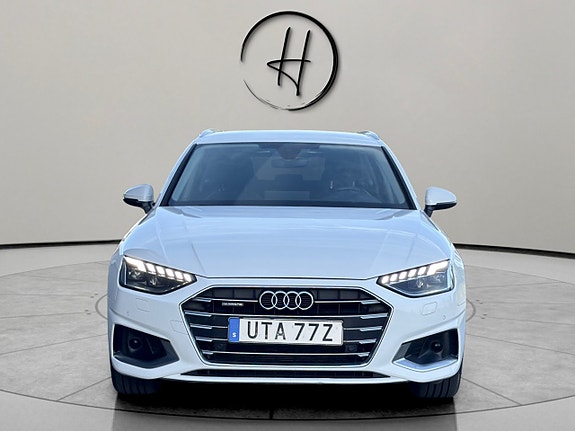Audi A4 3 of 20
