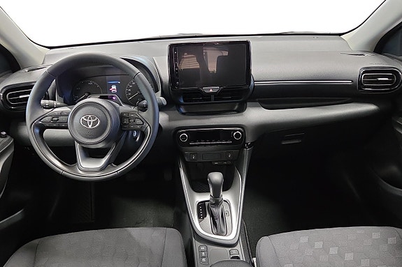 Toyota Yaris 11 of 19