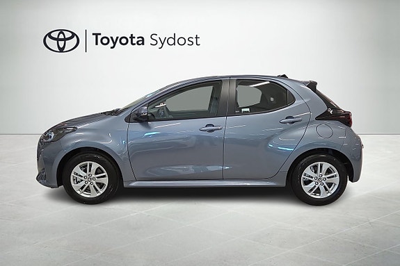 Toyota Yaris 3 of 19