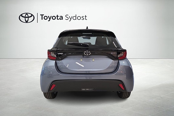 Toyota Yaris 5 of 19