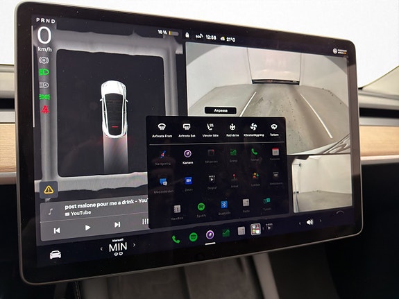 Tesla Model Y 25 of 30