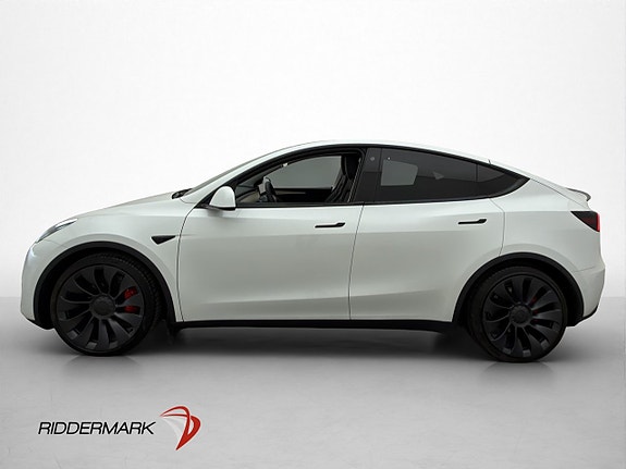 Tesla Model Y 5 of 30