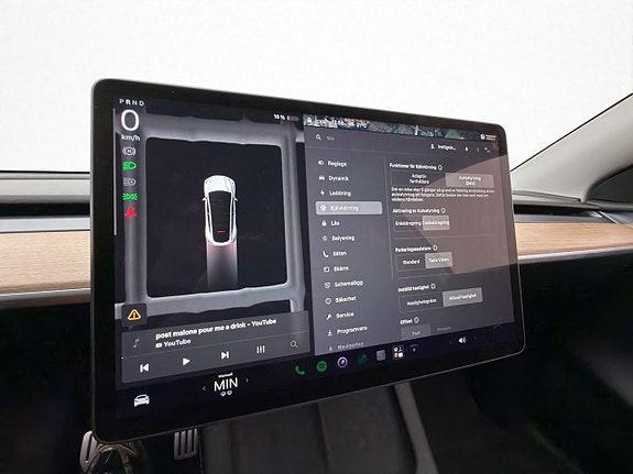 Tesla Model Y 20 of 30
