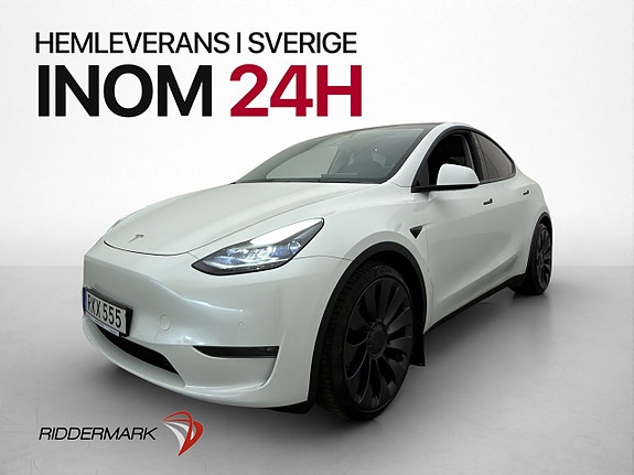 Tesla Model Y 4 of 30