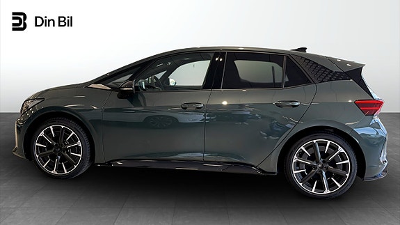 Cupra Born 2 of 5