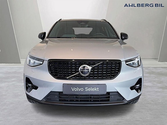 Volvo XC40 5 of 5