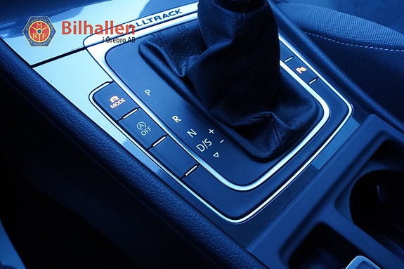 Volkswagen Golf Alltrack 12 of 12