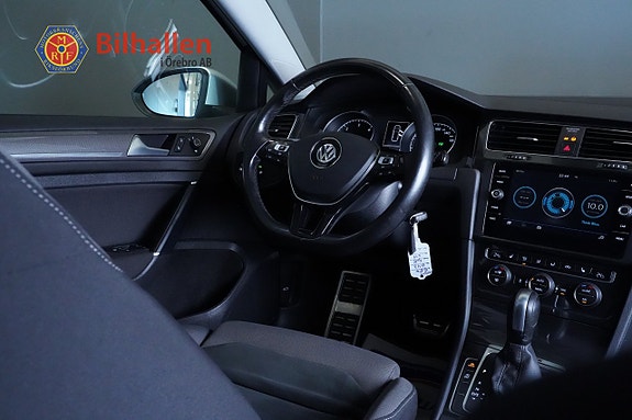 Volkswagen Golf Alltrack 4 of 12