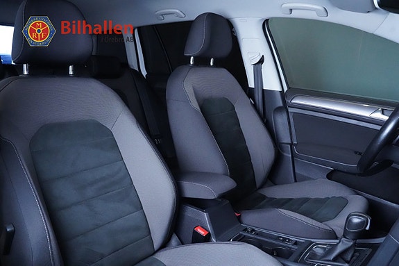 Volkswagen Golf Alltrack 6 of 12