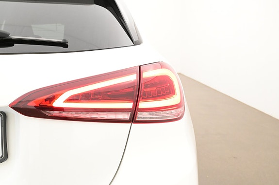 Mercedes-Benz A250 e 25 of 27