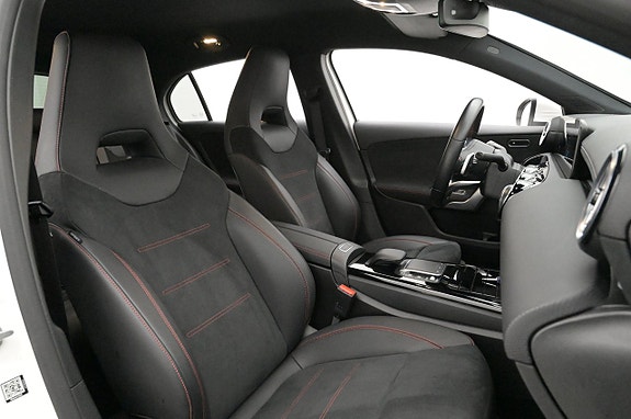 Mercedes-Benz A250 e 15 of 27
