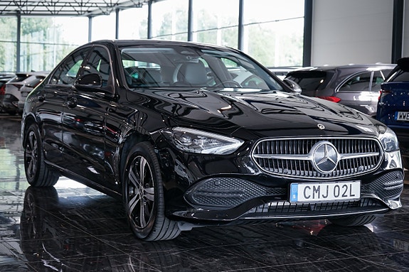 Mercedes-Benz C300 e 2 of 5