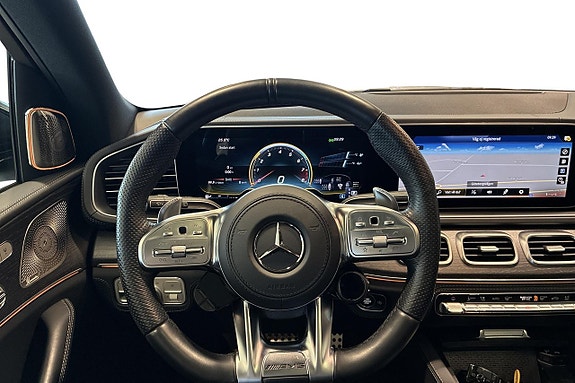 Mercedes-Benz GLS63 6 of 18