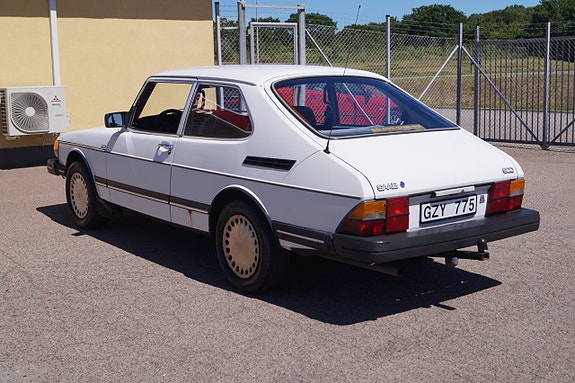 Saab 900 5 of 5