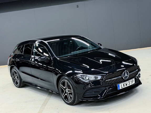 Mercedes-Benz CLA200 4 of 5