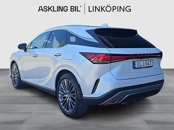 Lexus RX450h+ 2 of 13