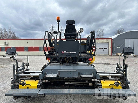 Asfaltsläggare Bomag BF300 6 of 6