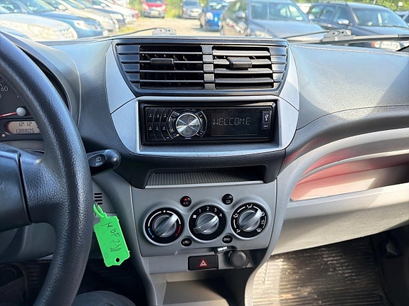 Suzuki Alto 12 of 19