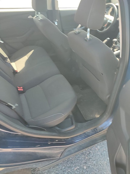 Ford Focus 12 of 19
