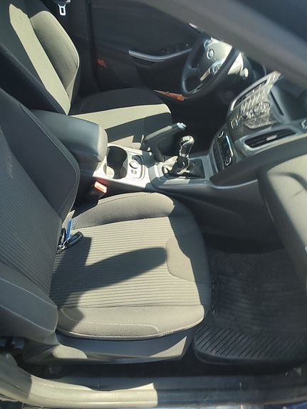 Ford Focus 8 of 19