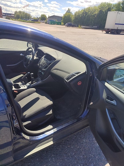 Ford Focus 6 of 19