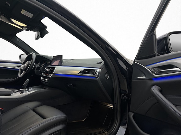 BMW 530i 12 of 30