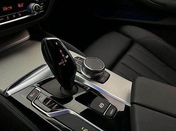 BMW 530i 25 of 30