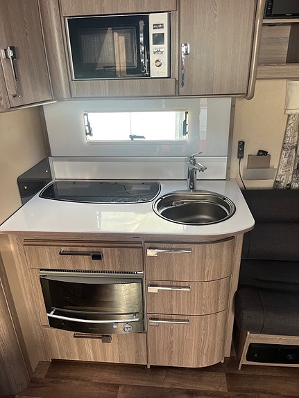 Kabe Royal 560 GLE KS 7 of 7