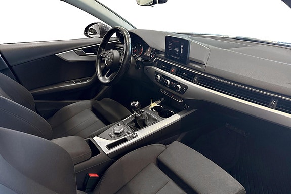 Audi A4 15 of 22