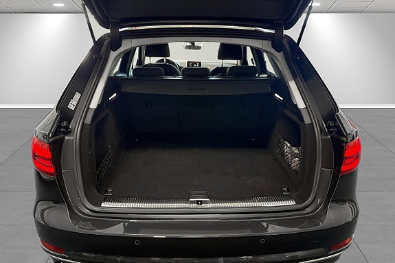 Audi A4 9 of 22