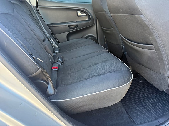Kia Venga 17 of 22