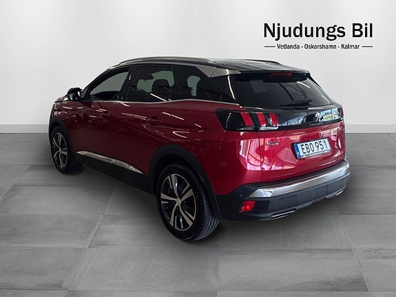 Peugeot 3008 2 of 5