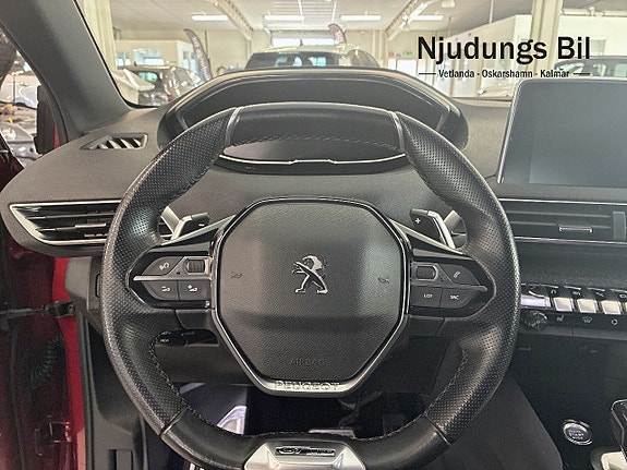 Peugeot 3008 9 of 12