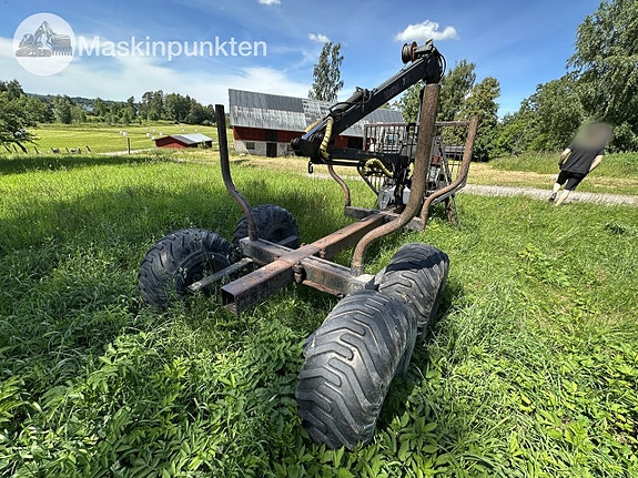 Valtra 762 Timmervagn/huggar kärra 5 of 27