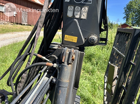 Valtra 762 Timmervagn/huggar kärra 27 of 27