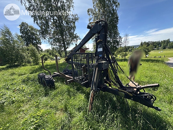 Valtra 762 Timmervagn/huggar kärra 16 of 27