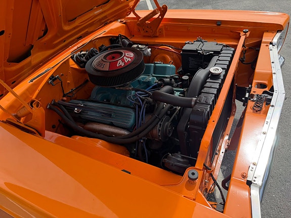 Plymouth GTX 15 of 17