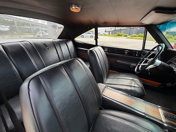 Plymouth GTX 13 of 17
