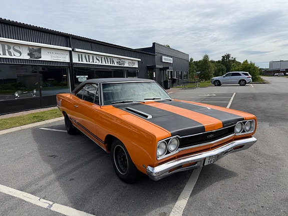 Plymouth GTX 3 of 17