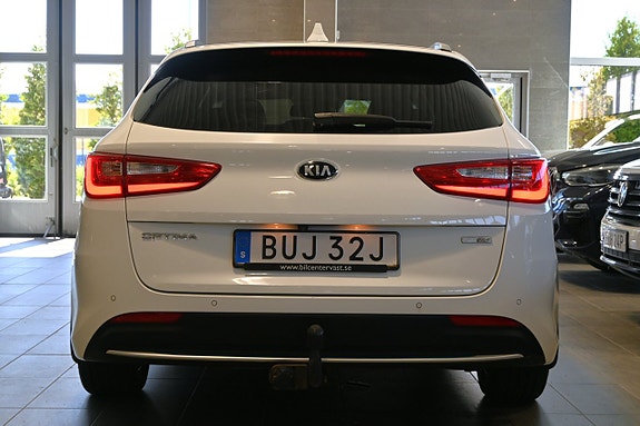 Kia Optima 4 of 27