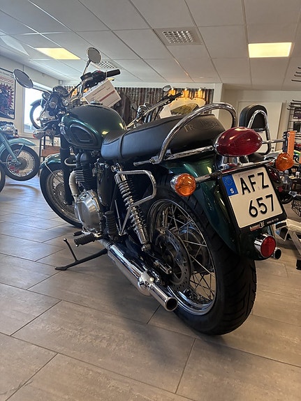 Triumph Bonneville 5 of 5