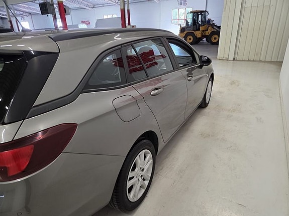 Opel Astra 6 of 10
