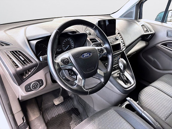 Ford Transit Connect 11 of 13