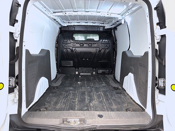 Ford Transit Connect 8 of 13