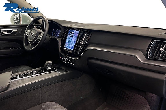 Volvo XC60 4 of 5
